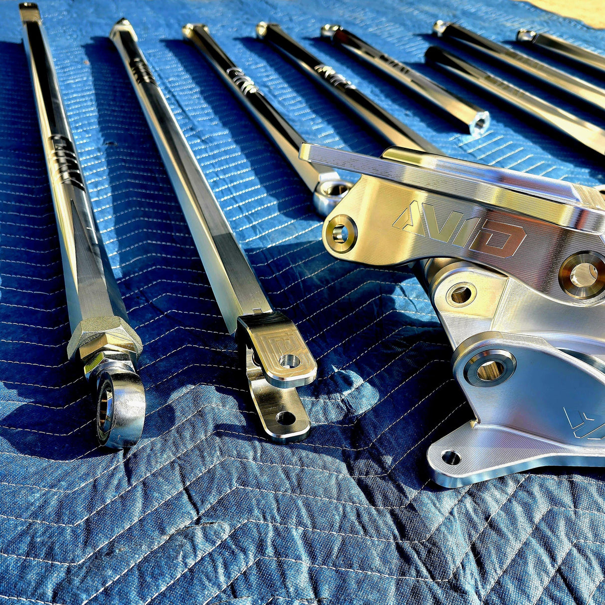 Pro R Billet Toe Link Kit - AVID Racing