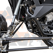AVID Racing Polaris Pro R 3/4 Inch HD Carbon Fiber Radius Rod Kit, 76 Inch Width | AVID Racing — Installed Suspension Detail — AVID-PROR-CFRRKIT2_01 [AVID:2abfc61f-d7df-4ceb-834c-245421617220]
