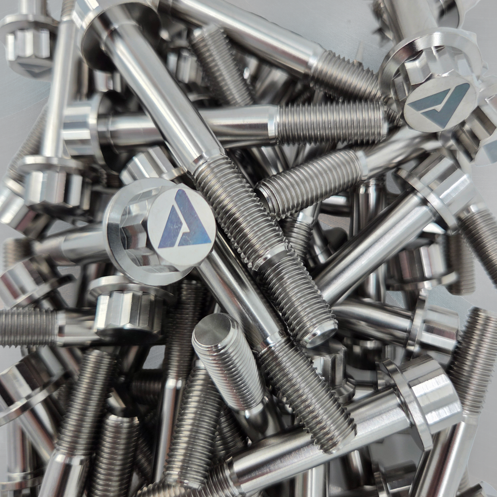 AVID Racing Titanium 12 Point Flange Bolt, M10 x 1.5 x 70 mm, 25 mm Thread | AVID Racing — Bulk Hardware Detail — M10-T12FB-70x45-15_01 [AVID:d601dfe0-ec06-430c-972c-b34a0e785ff1] [AVID-VERSION:a7a0b4e8-da92-46e4-a3ef-a747f2898d3e]