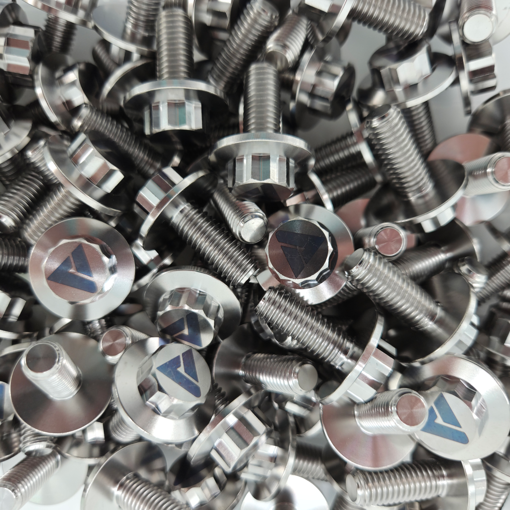 AVID Racing Titanium 12 Point Oversized Flange Bolt, M8 x 1.25 x 20 mm | AVID Racing — Hardware Pile Detail — M8-T12OFB-20x0-125_01 [AVID:83551441-e037-43c5-a6bb-d5cec348d765] [AVID-VERSION:393d2a38-e1f1-4889-9bef-66e3938564cd]