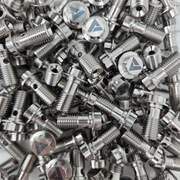 AVID Racing Titanium Banjo Bolt, M10 x 1.25 x 20 mm, 12 mm Thread | AVID Racing — Bulk Product Detail — M10-TBAN-20x8-125_01 [AVID:626ce86a-6e90-44c4-a5a2-e279b630afde] [AVID-VERSION:aa50e1cd-c61d-4853-b35a-f0e818cdd62f]