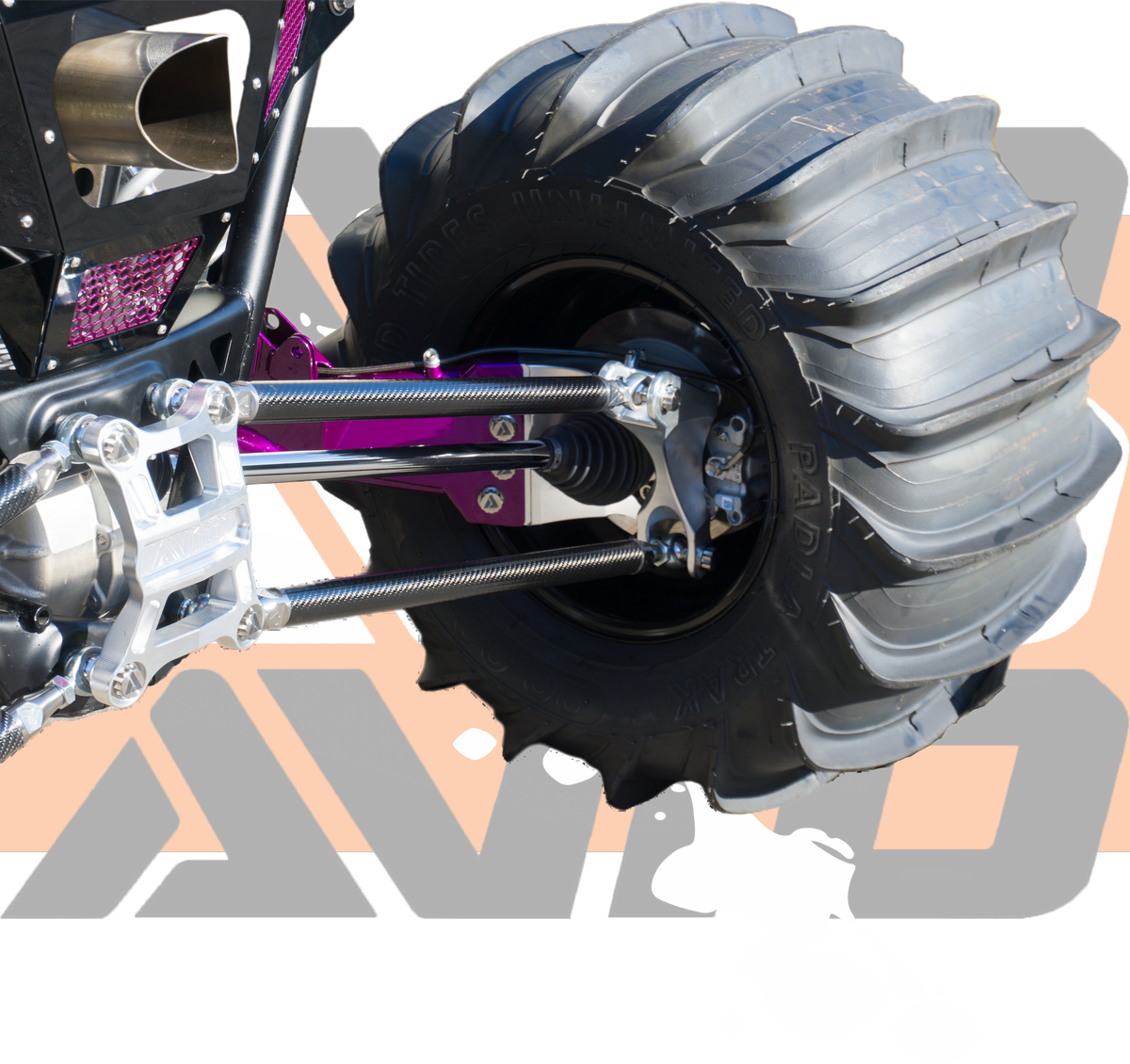 AVID Racing Can-Am Maverick R 3/4" HD Carbon Fiber Radius Rod Kit  ultra light for drag racing mounted on vehicle