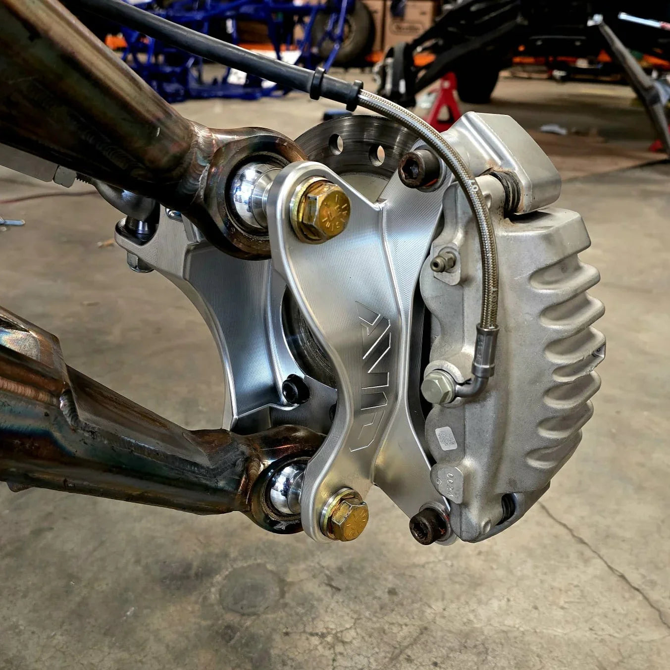 Polaris Pro R LT80" Front Baja Kit - AVID Racing mounted control arm and spindle